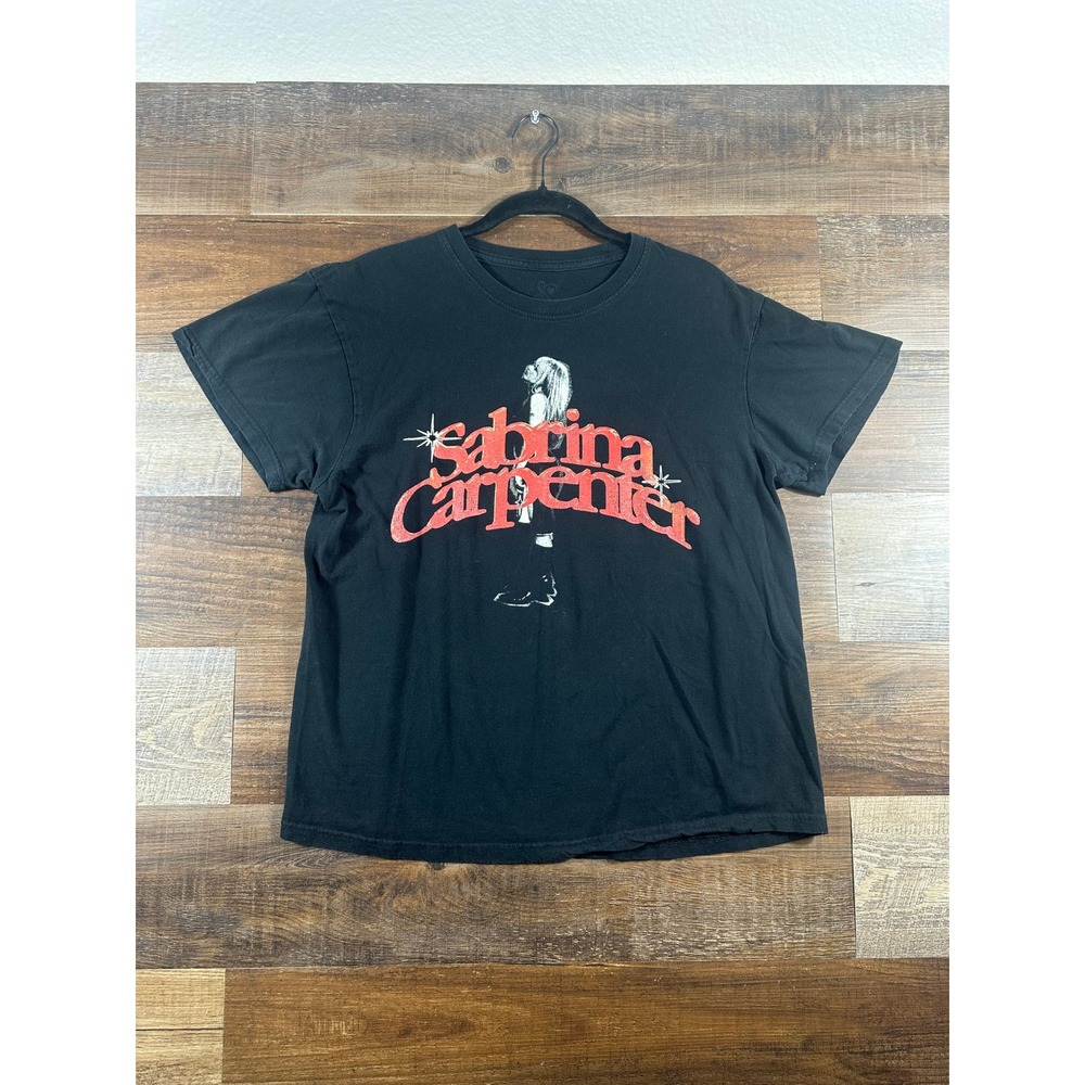 Sabrina Carpenter Graphic T-Shirt Black Red Concert Merch Womens Large